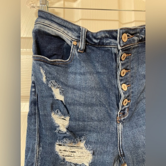 KanCan Medium Wash Distressed Crop Raw Hem Button Front Skinny Jeans Size 15/31 - Picture 6 of 12